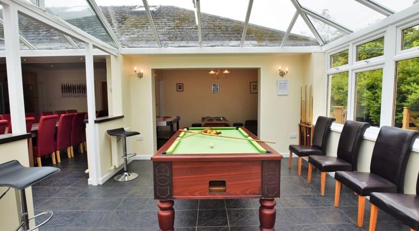 Photo of 10 Bed in Cribyn