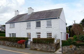 Glan Y Don Holiday Cottage
