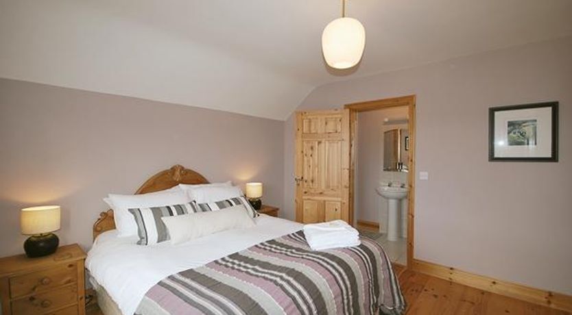 Photo of Pebble Cottage - A home away from home