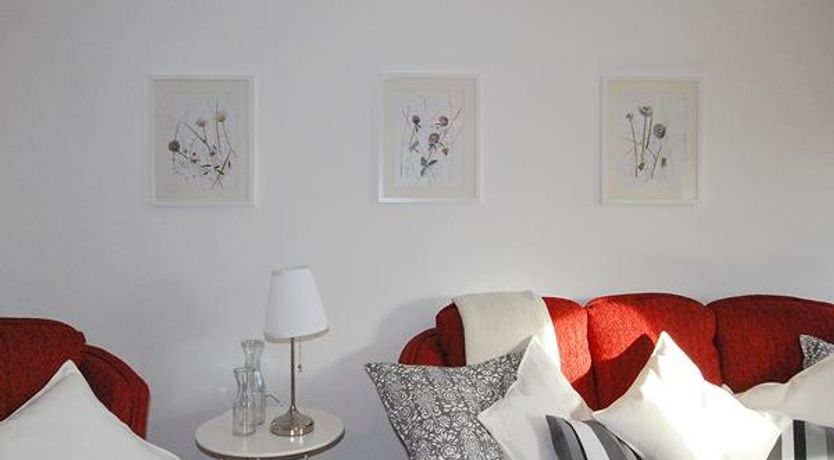 Photo of Little Liss Cottage - Compact and cute