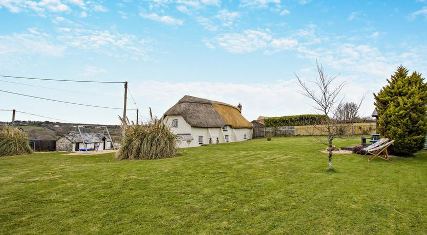 Photo of 3 Bed in Launcells