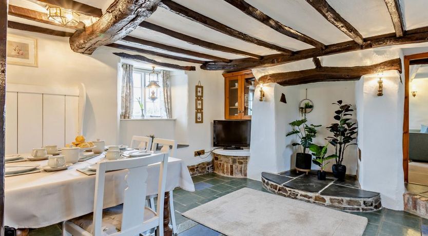 Photo of 3 Bed in Launcells