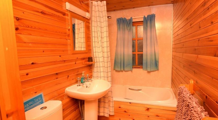 Photo of 2 Bed in Ardrishaig