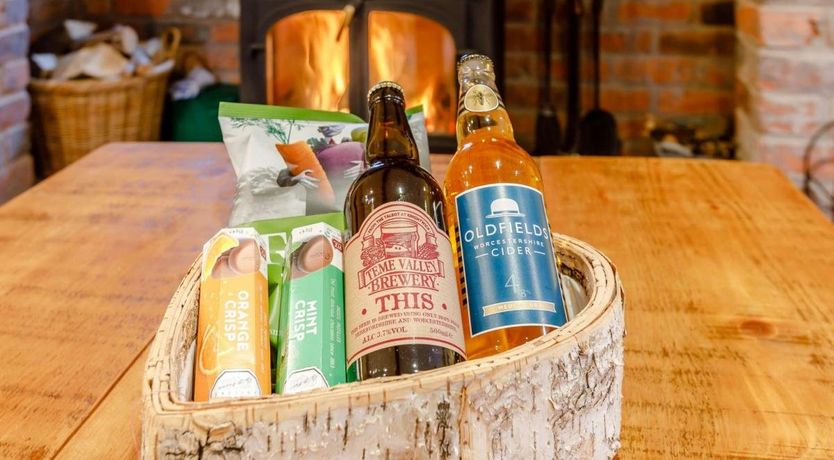 Photo of 1 Bed in Naunton Beauchamp