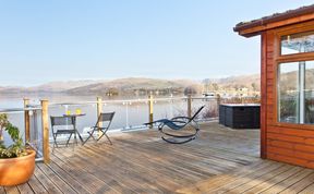 Photo of Lodge on the Lake