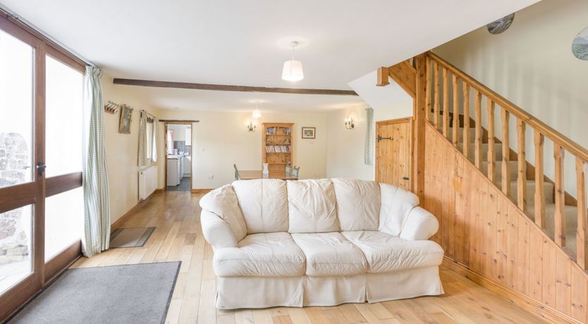 Photo of Groves Fishleigh