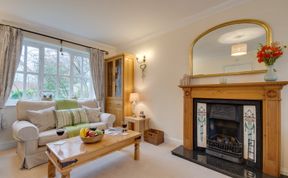 Photo of 11 Oaklands Crescent