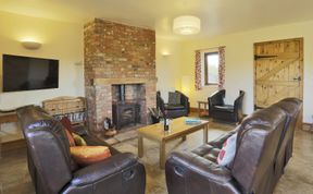Photo of Canola Lodge