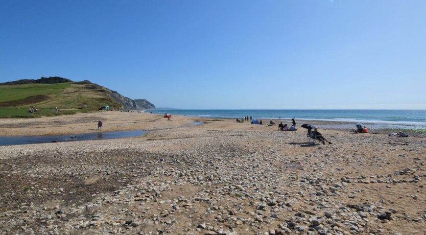 Photo of 1 Bed in Whitchurch Canonicorum