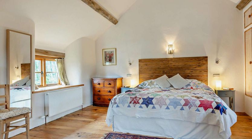 Photo of 1 Bed in Bridport