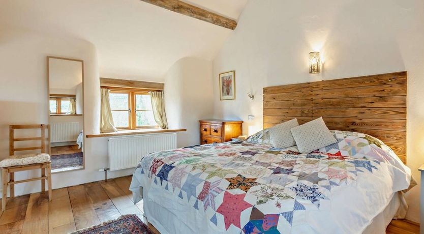 Photo of 1 Bed in Bridport