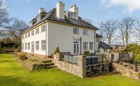 Photo of 7 Bed in Minehead