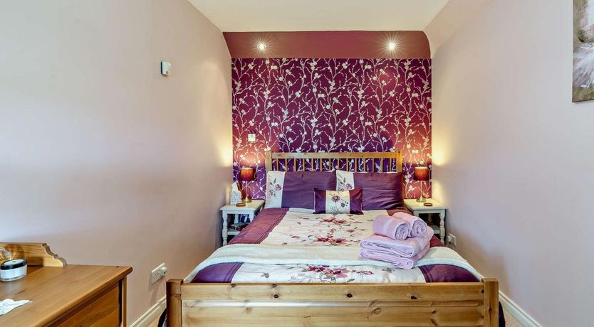 Photo of 2 Bed in Scone