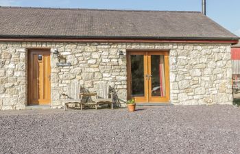 Hen Stabl Holiday Cottage