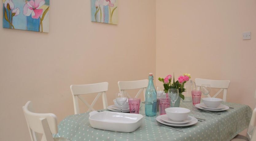 Photo of 2 Bed in Shaftesbury