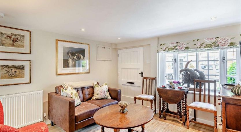 Photo of 1 Bed in Broadway