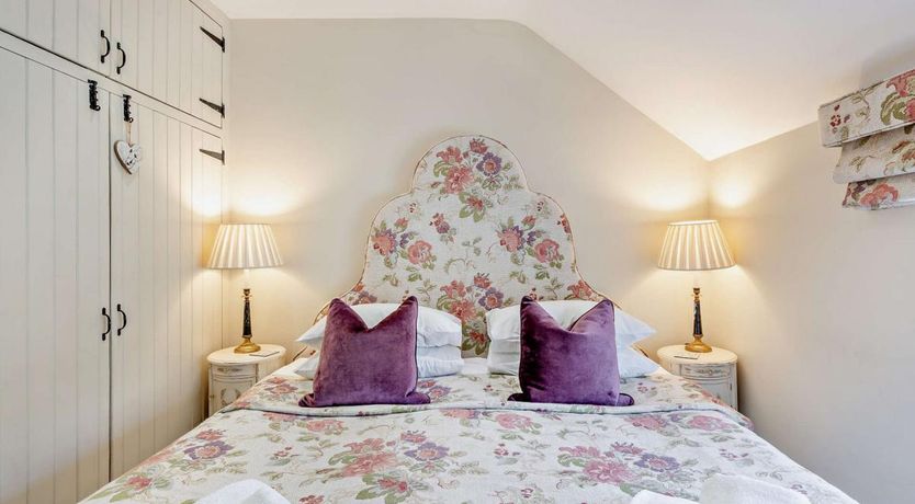 Photo of 1 Bed in Broadway