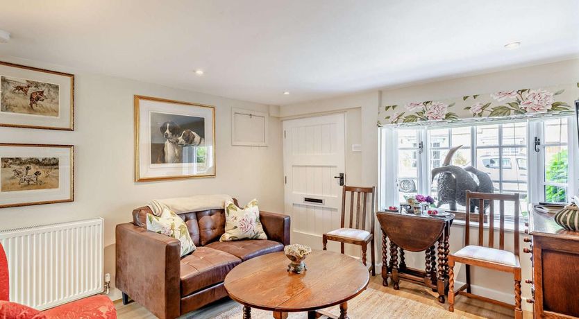 Photo of 1 Bed in Broadway