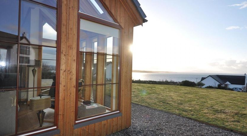 Photo of 4 Bed in Strath