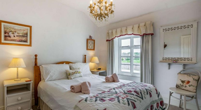 Photo of 2 Bed in Bourton-on-the-Water