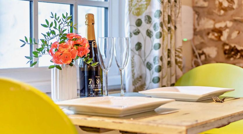 Photo of 1 Bed in Abbotsham