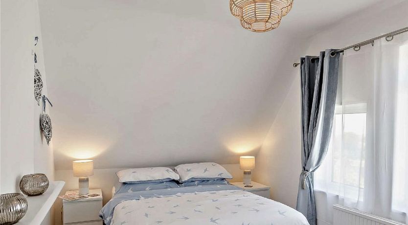 Photo of 3 Bed in Sandilands