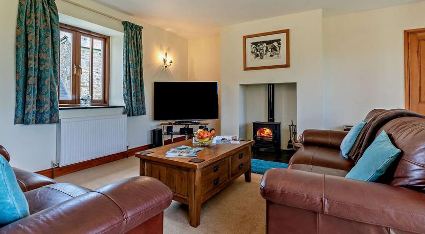 Photo of 2 Bed in Trenear