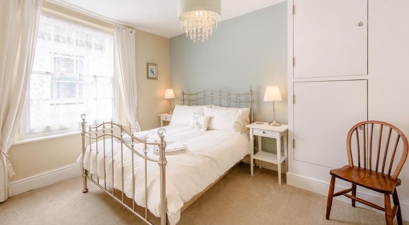 Photo of 2 Bed in Appledore