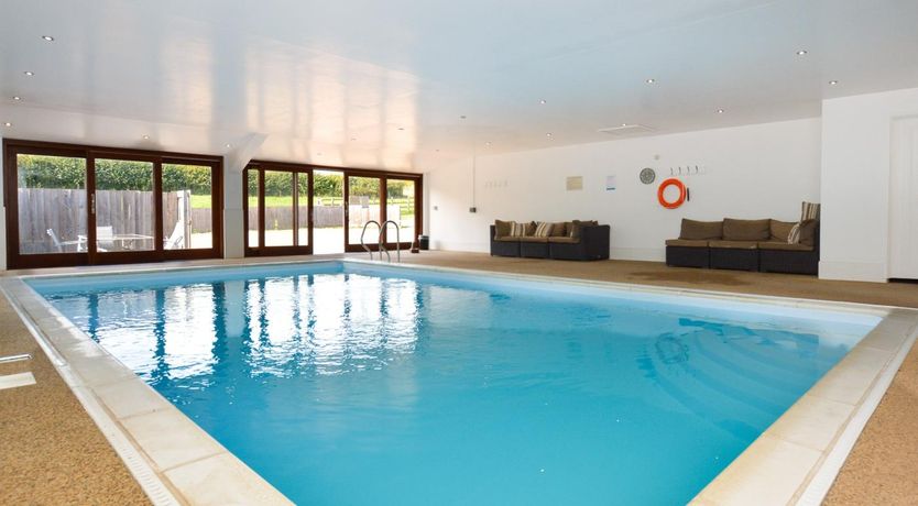 Photo of 4 Bed in Taunton