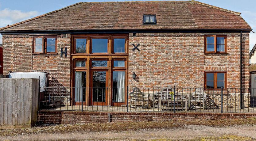 Photo of 4 Bed in Taunton