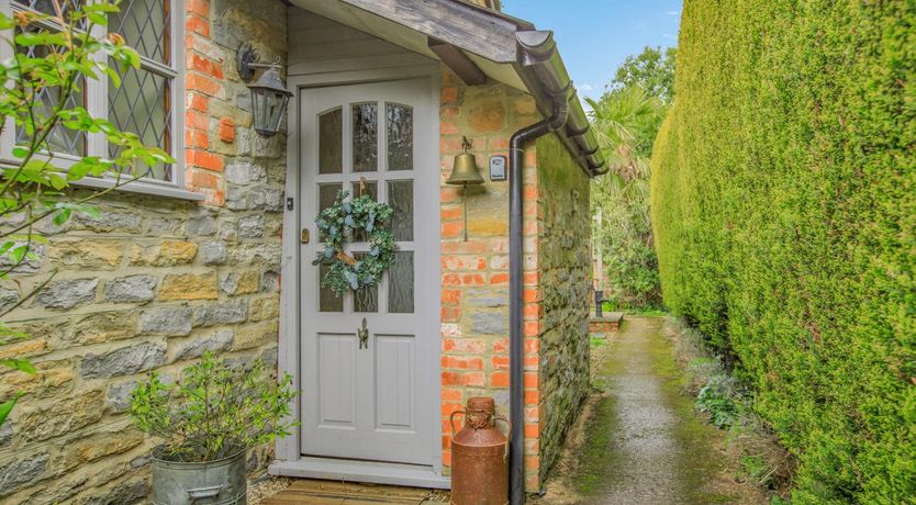 Photo of 1 Bed in Taunton