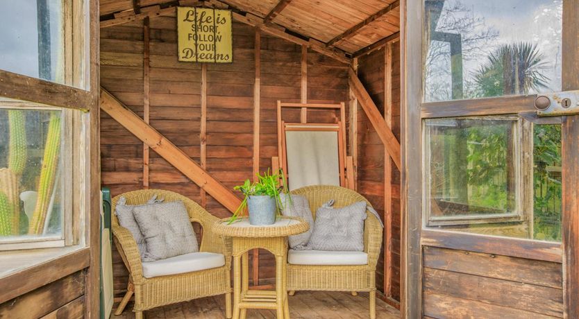 Photo of 1 Bed in Taunton