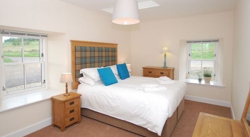 Photo of 2 Bed in Lintrathen