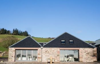 in Kirriemuir  (OBOTP) Holiday Cottage
