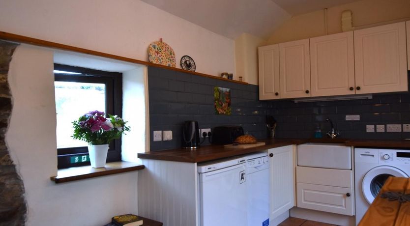 Photo of 1 Bed in Pancrasweek