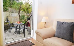 Photo of 1 Bed in Newton Abbot