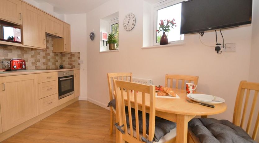 Photo of 1 Bed in Newton Abbot