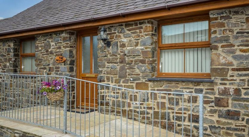 Photo of 2 Bed in Capel Seion