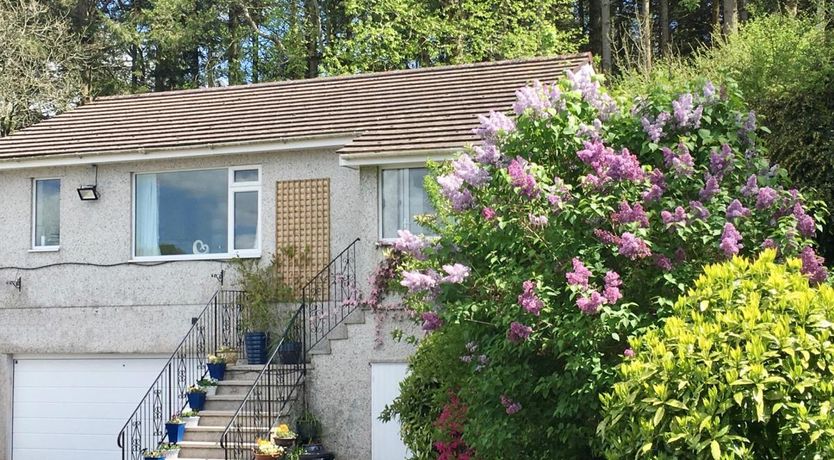 Photo of 2 Bed in Polbathic