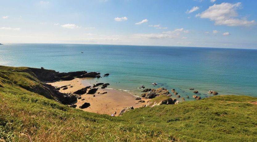 Photo of 2 Bed in Polbathic