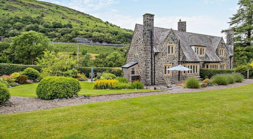 Photo of 3 Bed in Elan Valley