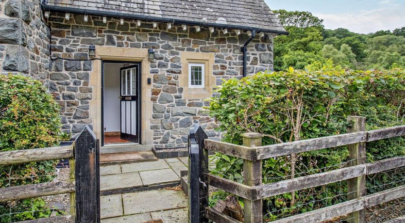 Photo of 3 Bed in Elan Valley