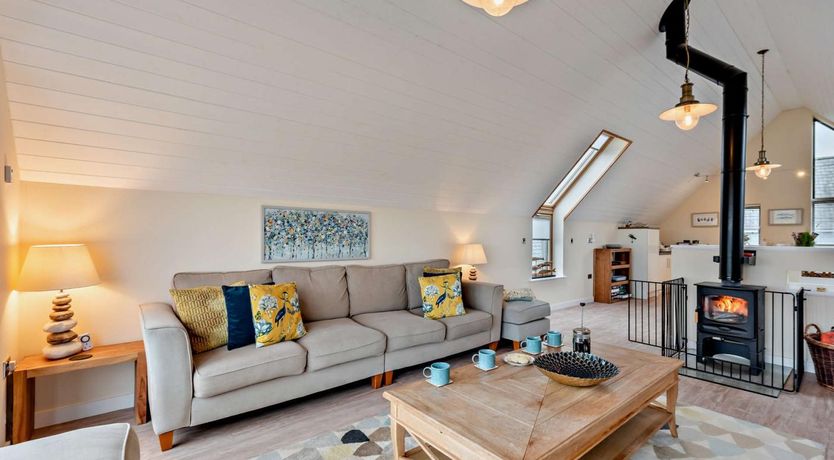 Photo of 4 Bed in Bideford