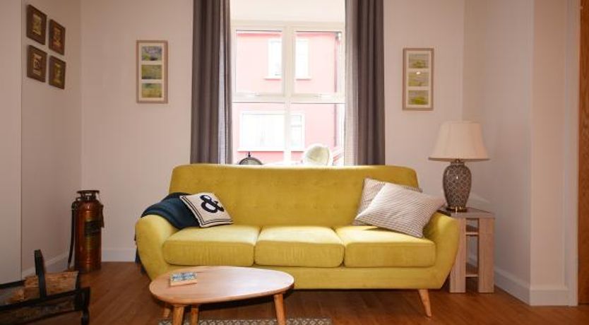 Photo of Morning Side - Cool Townhouse in Dingle Town 