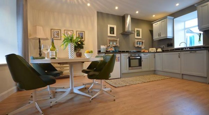 Photo of Morning Side - Cool Townhouse in Dingle Town 