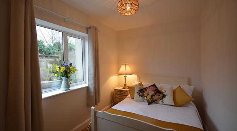 Photo of Morning Side - Cool Townhouse in Dingle Town 