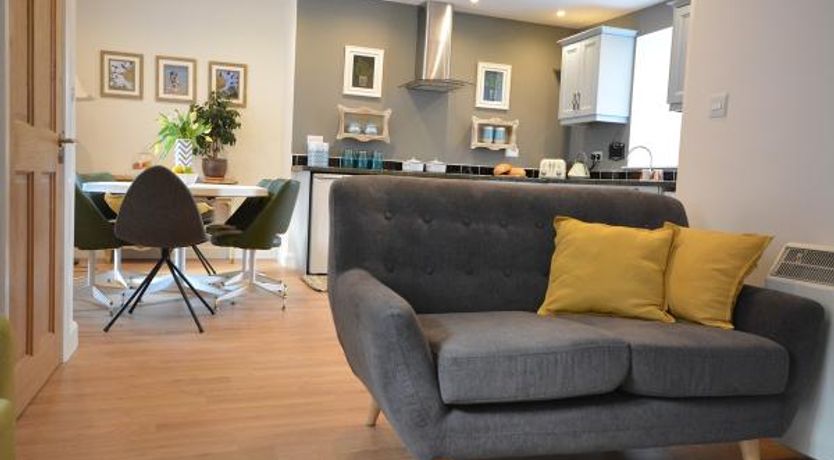 Photo of Morning Side - Cool Townhouse in Dingle Town 