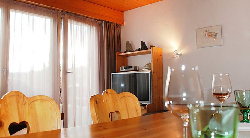 Photo of Valetta Sura