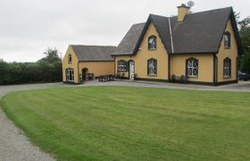 Photo of sallowglen-lodge