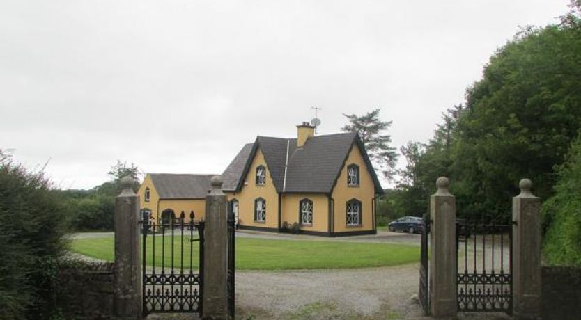 Photo of Sallowglen Lodge